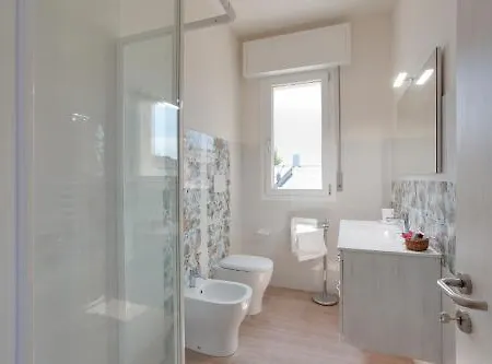 Sansabai Hotel apartamentowy Cesenatico
