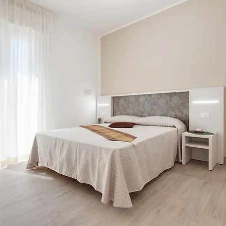 Hotel apartamentowy Sansabai Cesenatico