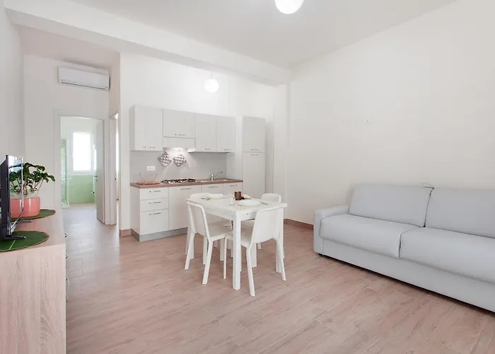 Sansabai Aparthotel Cesenatico