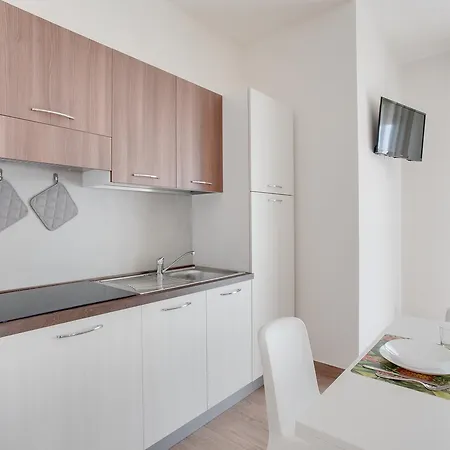 Aparthotel Sansabai 3*